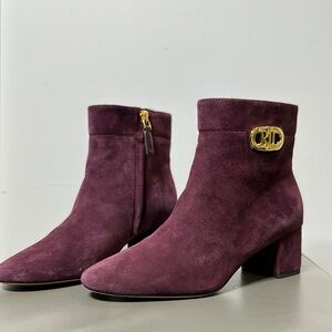 Lauren Ralph Lauren Women's Wynne
Ankle Boot